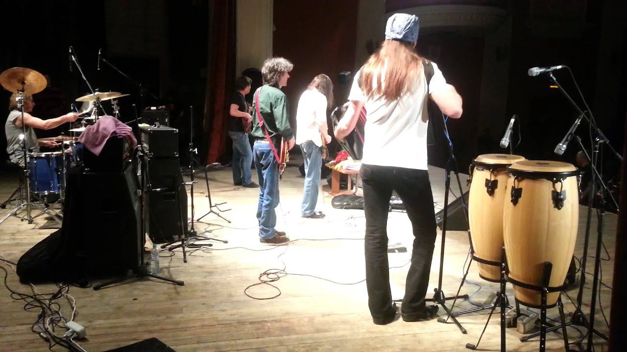 Бережёного Бог бережёт