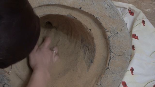 Домашнее видео. Взвесила одну из деталей - 45 кг. Присаживаю черешню Бряночка. Т. Таня в Ютуб. смотреть онлайн