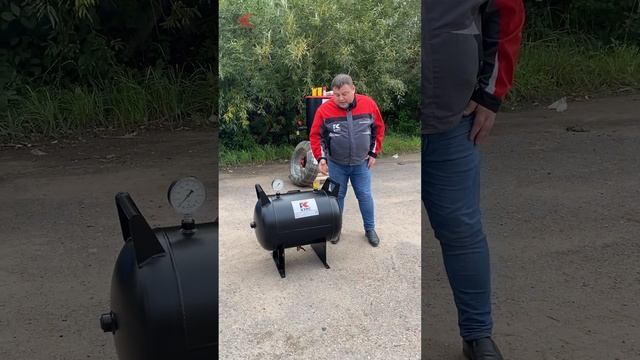 Маленький воздушный ресивер теперь с ручками смотреть онлайн
