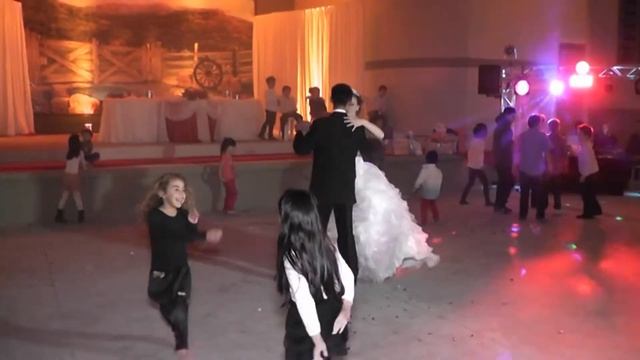 MILONGA PETERSON E ELIZABETH смотреть онлайн
