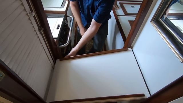 93. Dirt Cheap Fifty-Three Foot DREAM CRUISING YACHT [Full Tour] Learning the Lines смотреть онлайн