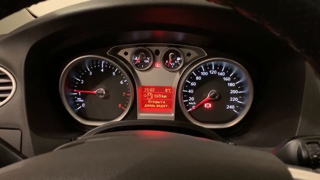 Ford Focus II. Заводим после 13 месяцев простоя. смотреть онлайн