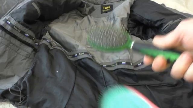 Пуховик после стирки скомкался и сбился СМОТРИ как расправить ПУХ смотреть онлайн