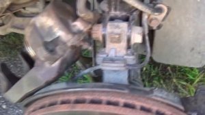 Замена суппортов  Toyota Harrier.