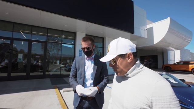 McLaren SPEEDTAIL HERMES наконец-то здесь!!! || Manny Khoshbin || Mэнни Хошбин || НА РУССКОМ смотреть онлайн