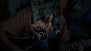 Дед красиво поет 2