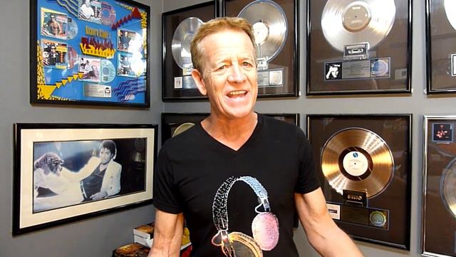 Richard Blade DJs Vikki Petersen's 50th birthday Friday April 17th 2020 смотреть онлайн