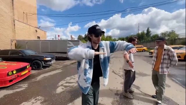 КОРЕШ ЖИВЕТ РАДИ ДРИФТА смотреть онлайн