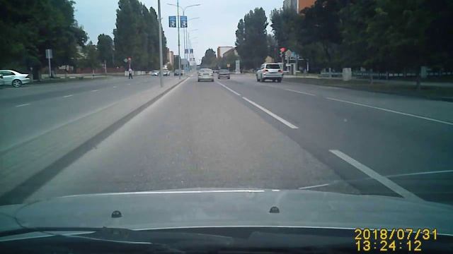 торопыга на светофоре проезд на красный свет