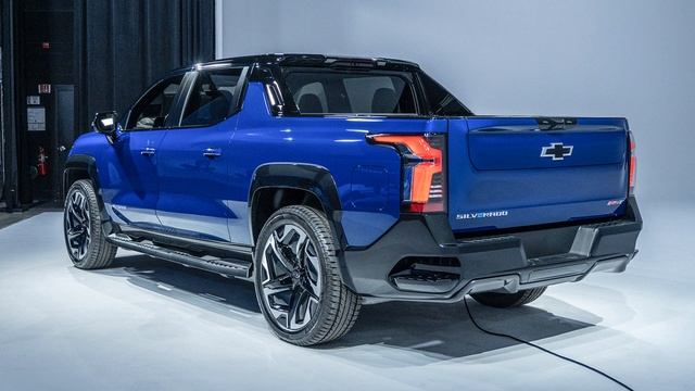 Chevrolet Silverado EV 2024 Review смотреть онлайн