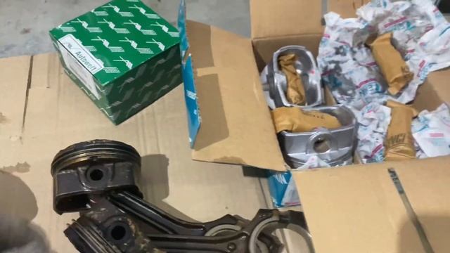 Хендай i30 G4FG расход масла больше разумных значений.устраняем масложор расточкой в 0.50. смотреть онлайн