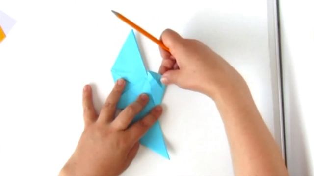 Jucărie mobilă din hârtie. Pelican. Origami ușor de făcut/Mobile paper toy.Origami easy to do. смотреть онлайн
