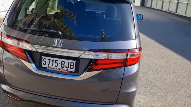 2014 Honda Odyssey 8 Seater CVT | 76,000kms | 144120 смотреть онлайн