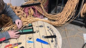 Как расшить патч-панель 48 портов cabeus