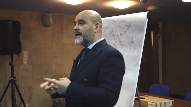 ДВИК | Как управлять клиентом | Продажи в салоне красоты смотреть онлайн