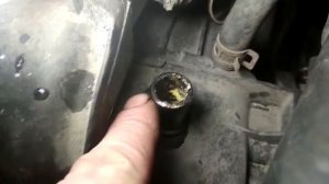 Тоуота нет прогревочных оборотов  при запуске.