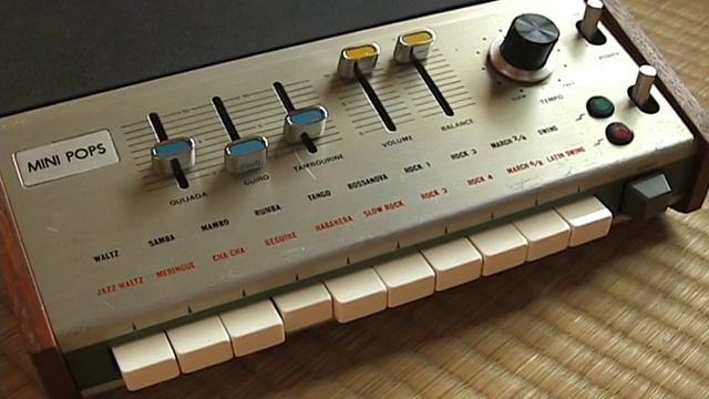 KORG MINI POPS 7 (UNIVOX SR-95) Combo Rhythm Part1 смотреть онлайн