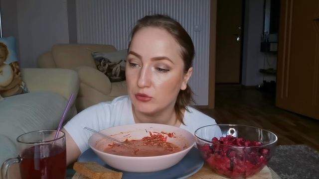 МУКБАНГ / БОРЩ СО СМЕТАНОЙ / ВИНЕГРЕТ / MUKBANG / BORSCHT WITH SOUR CREAM / Not ASMR