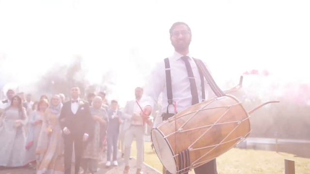 Omar & Nazia // Asian Wedding Highlights // Thornton Manor смотреть онлайн