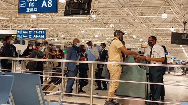Boarding pass airport internasional ADDIS ABABA смотреть онлайн
