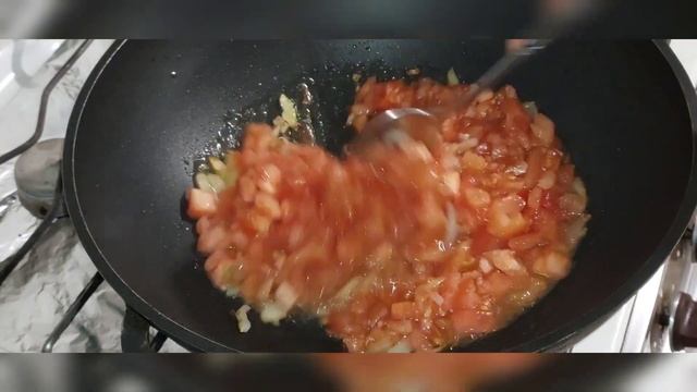 Спагетти с соусом.#готовимвместе #приготовить#быстроивкусно