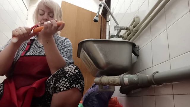НА РАБОТЕ/МОРОЖЕНОЕ И РОЗЫ смотреть онлайн