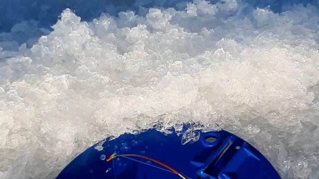 Зимняя рыбалка на карася - Тюмень смотреть онлайн