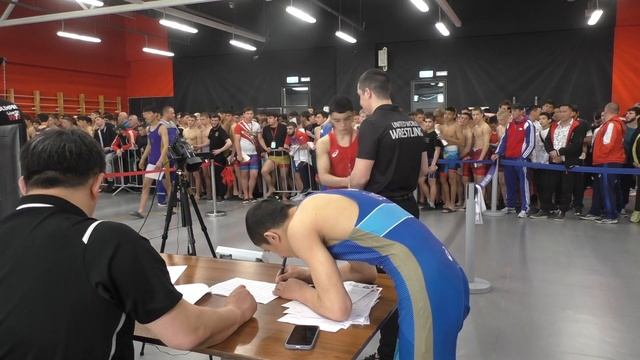 Взвешивание борцов до 35 и 52 кг первенство России 2023 до 16 лет, Тула. смотреть онлайн