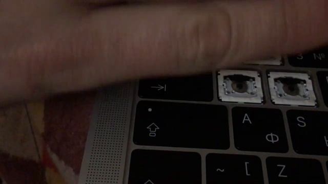 Как разобрать клавиатуру macbook pro 2016, macbook pro 2017 смотреть онлайн