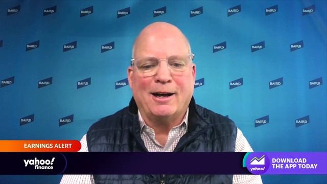 Microsoft earnings beats expectations, stock pops смотреть онлайн