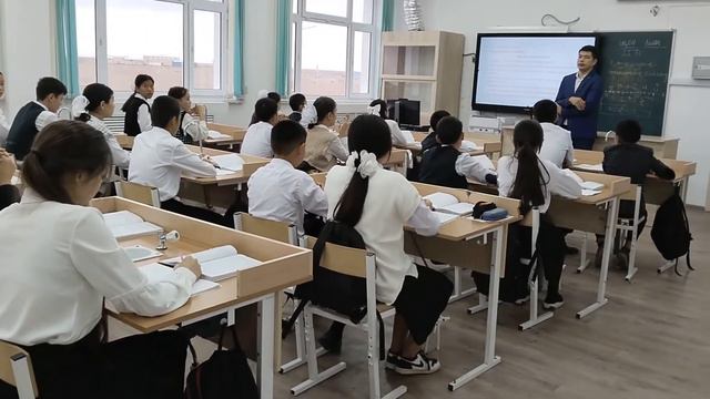 Төле би "Ердің бақыты-әйел" 9-класс. Өткізген: Абдраманов Гайдар Темирбекович смотреть онлайн