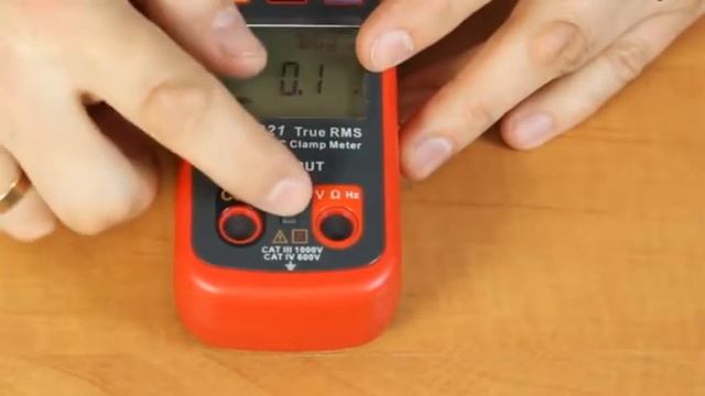 Digital Clamp Meter UNI T UT221