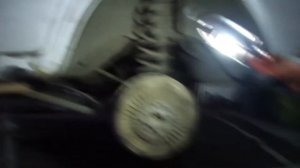 Занижение Ваз 2104, пилим пружины.