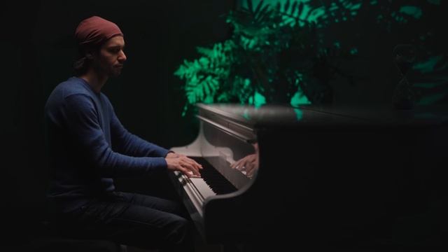 Night Shift [a calm piano music session] смотреть онлайн