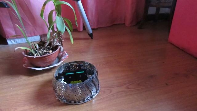 qubotica invasion ovni смотреть онлайн