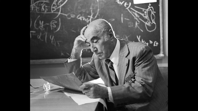 Познавательный подкаст из цикла "Ученый фронт: все для мира. Яков Зельдович" смотреть онлайн