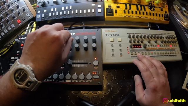 DAWLESS TECHNO / Roland tr 06 / Octatrack / #techno #roland #elektron смотреть онлайн
