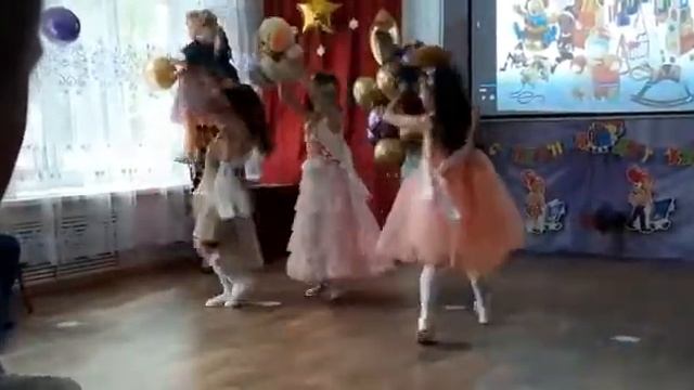 ПРОЩАЙТЕ, ИГРУШКИ, МЫ ВЗРОСЛЫМИ СТАЛИ.... смотреть онлайн