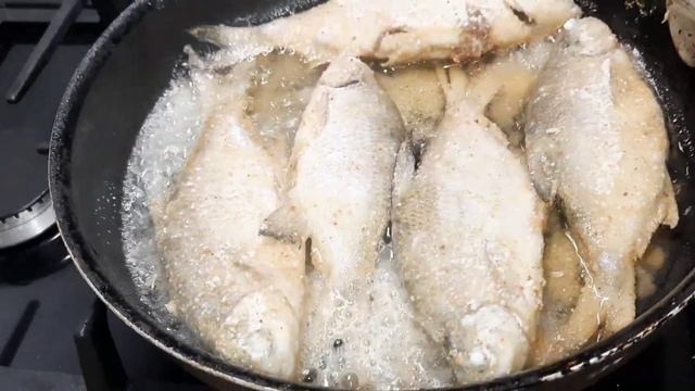 Если у вас есть РЫБА,то вы просто ОБЯЗАНЫ приготовить этот рецепт!?CRISPY fryed FISH recipe смотреть онлайн
