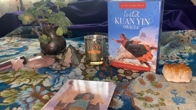Wild Kuan Yin Oracle by Alana Fairchild Review, Flip Through #oraclecards #flipthrough смотреть онлайн