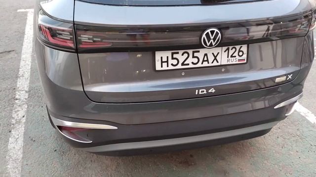 заправка китайского электромобиля с германским брендом volkswagen id4 есть доступен в каршеринге смотреть онлайн
