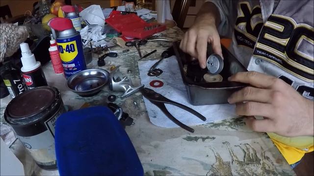 How to service and repair a modern ZEBCO 202 fishing reel смотреть онлайн