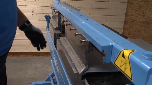 Одинарный лежачий фальц. Rheinzink смотреть онлайн