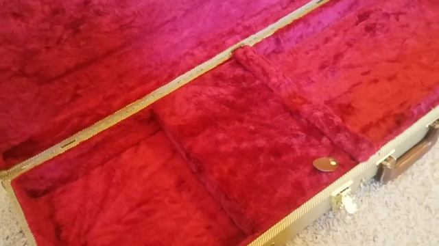 Road Runner Tweed guitar case review смотреть онлайн
