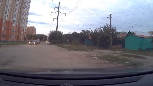 Возмутительное состояние дороги на улице Сухумской в городе Пензе. 22 июня 2015 г. смотреть онлайн