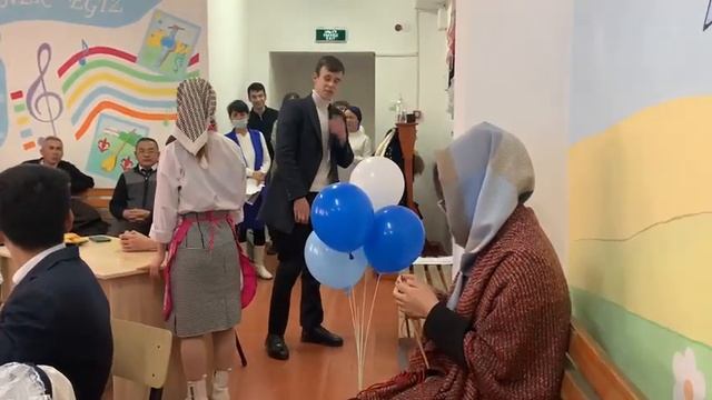 Сценка "Мои права и обязанности" смотреть онлайн