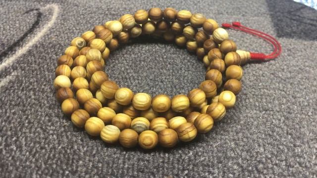 Чётки из маслины, 108 бусин, d~8 мм, L~45 см, пропитаны вазелиновым маслом с воском и канифолью смотреть онлайн