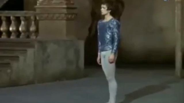 ЦИСКАРИДЗЕ,НУРЕЕВ (сравнение) смотреть онлайн