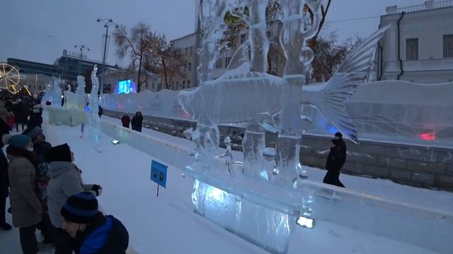 Главный Ледовый городок и главная елка Свердловской области в Екатеринбурге 2022 Сказки смотреть онлайн