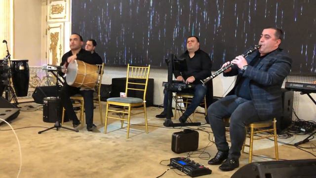 Harsanekan pareri sharan klarnet Karen Vardanyan & dhol Karen Avaqyan Live music смотреть онлайн